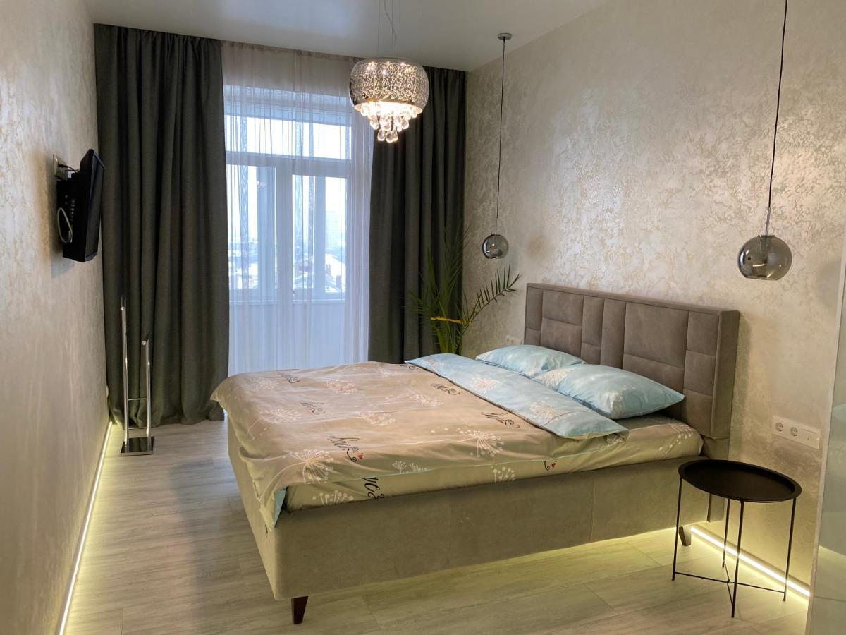 Panorama Luxury Apartment In The House With A Spire, A Historical Building In The City Centre Harkiv Dış mekan fotoğraf